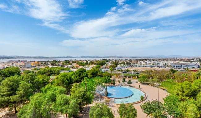 Resale - Apartment - Torrevieja - Parque las naciones