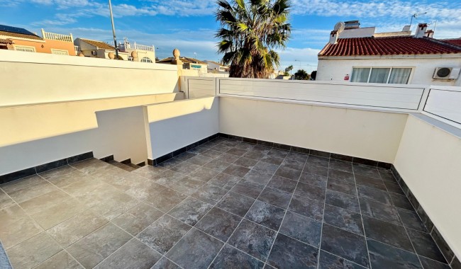 Begagnad - Radhus - Torrevieja - Urbanización San Luis