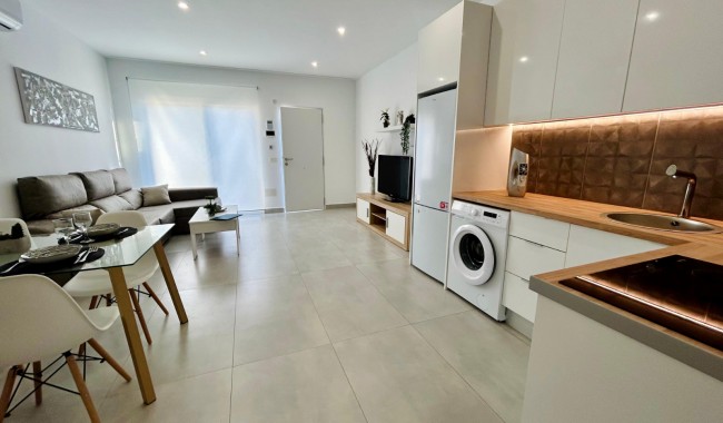 Begagnad - Radhus - Torrevieja - Urbanización San Luis