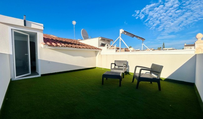 Begagnad - Radhus - Torrevieja - Urbanización San Luis