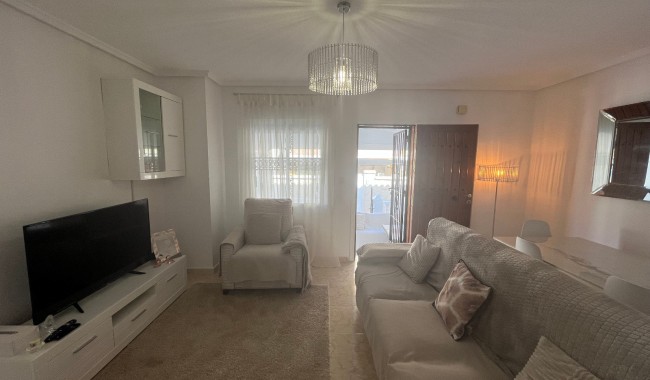 Begagnad - Radhus - Punta Prima - Serena