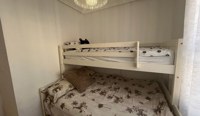 Begagnad - Radhus - Punta Prima - Serena