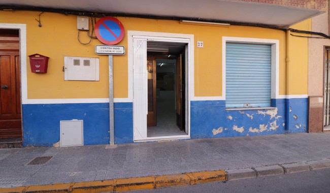 Brukt - Næringslokaler - Benijófar