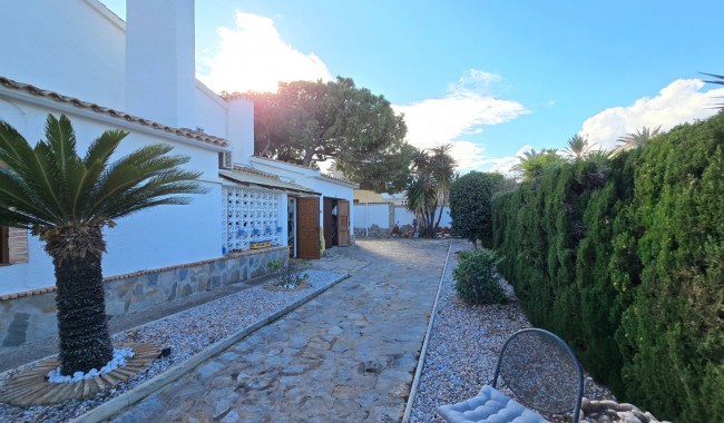 Resale - Villa - Orihuela - Cabo Roig