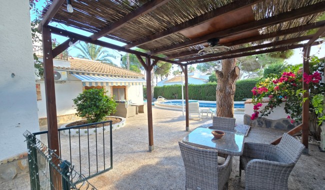 Resale - Villa - Orihuela - Cabo Roig