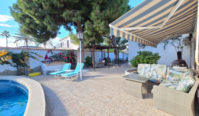 Resale - Villa - Orihuela - Cabo Roig