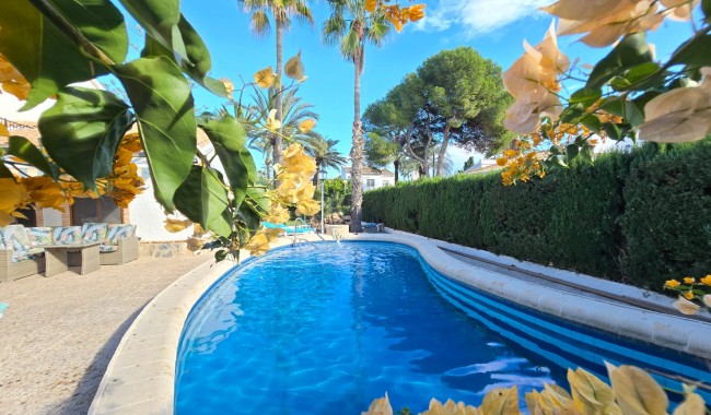 Resale - Villa - Orihuela - Cabo Roig