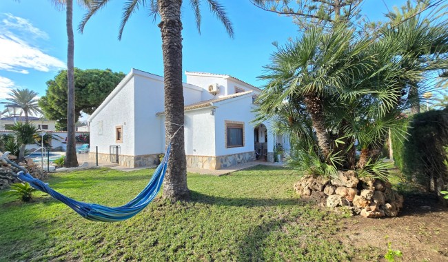 Resale - Villa - Orihuela - Cabo Roig