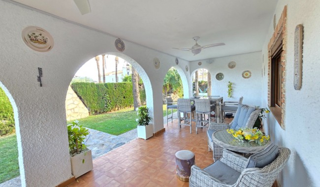 Resale - Villa - Orihuela - Cabo Roig