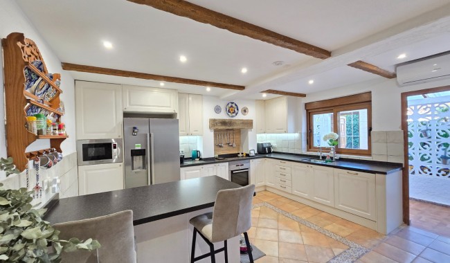 Resale - Villa - Orihuela - Cabo Roig