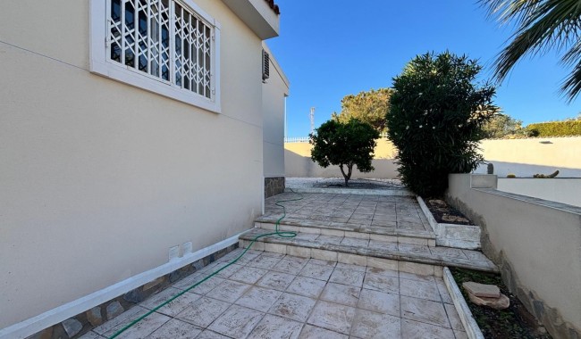 Resale - Villa - Ciudad Quesada/Rojales - La Fiesta