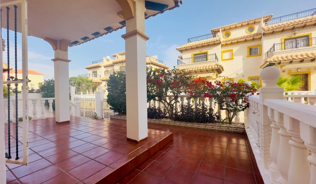 Resale - Villa - Orihuela Costa - Cabo Roig