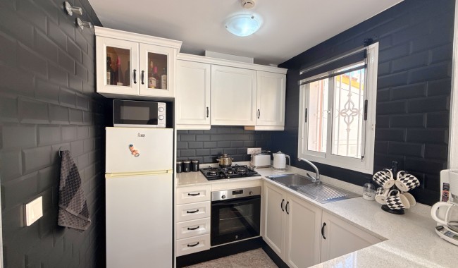 Sprzedaż - Kamienica - Orihuela costa - La Zenia