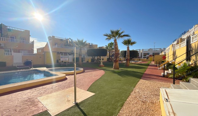 Sprzedaż - Kamienica - Orihuela costa - La Zenia