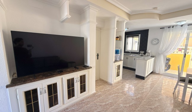 Sprzedaż - Kamienica - Orihuela costa - La Zenia