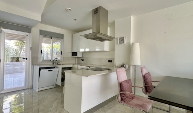 Segunda mano - Villa - Orihuela Costa - Cabo Roig