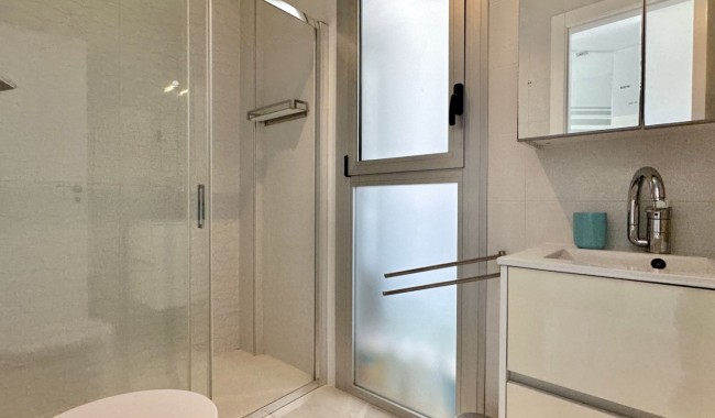 Segunda mano - Villa - Orihuela Costa - Cabo Roig