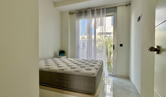 Segunda mano - Villa - Orihuela Costa - Cabo Roig