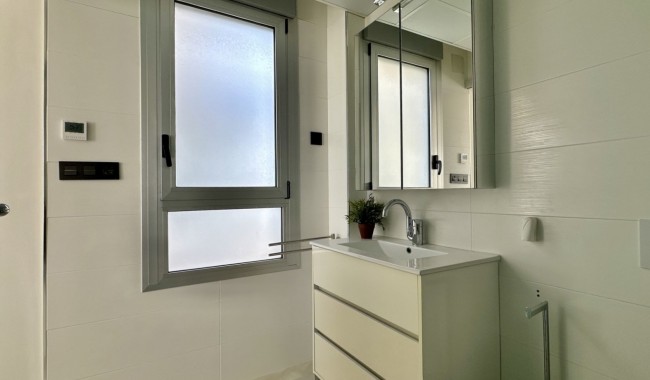 Segunda mano - Villa - Orihuela Costa - Cabo Roig