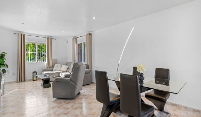 Brukt - Villa - Benijófar - Benimar 1