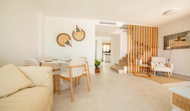 New Build - Townhouse - Cox - San Fernando