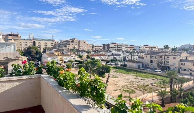 Sprzedaż - Apartament - Torrevieja - Punta Prima