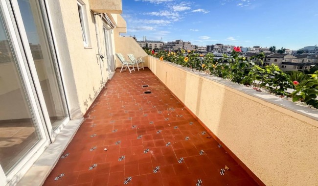 Sprzedaż - Apartament - Torrevieja - Punta Prima
