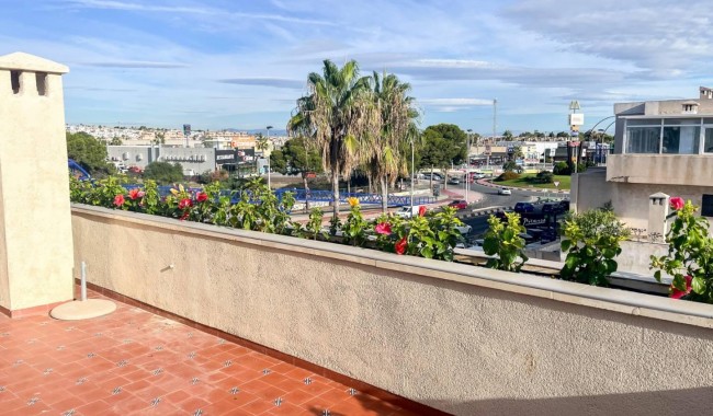 Sprzedaż - Apartament - Torrevieja - Punta Prima