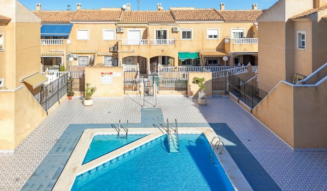 Resale - Townhouse - Torrevieja - Parque de Las Naciones