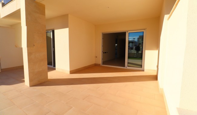 Resale - Apartment - Guardamar - El Raso