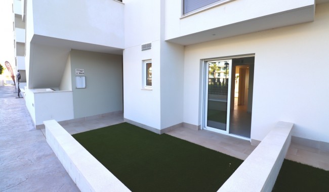 Resale - Apartment - Guardamar - El Raso