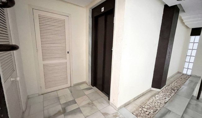 Segunda mano - Apartamento - Torrevieja