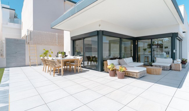 Resale - Villa - San Miguel de Salinas - Costa blanca sur