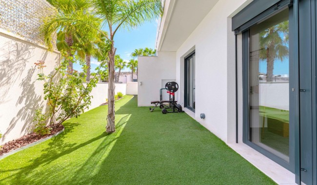 Resale - Villa - San Miguel de Salinas - Costa blanca sur