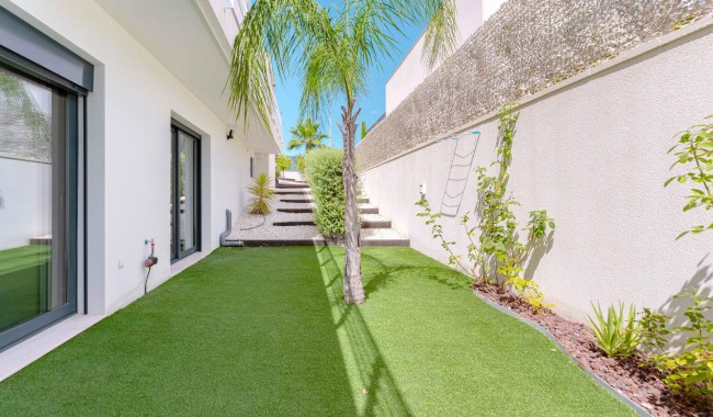 Resale - Villa - San Miguel de Salinas - Costa blanca sur