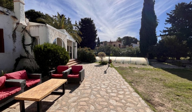 Resale - Villa - Orihuela Costa - Cabo Roig