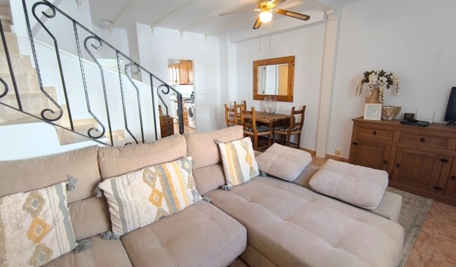 Begagnad - Radhus - Algorfa