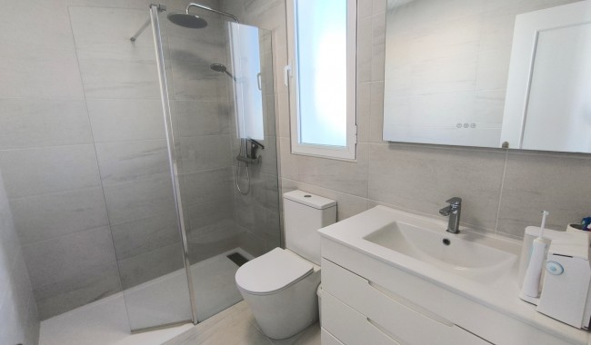 Begagnad - Radhus - Algorfa