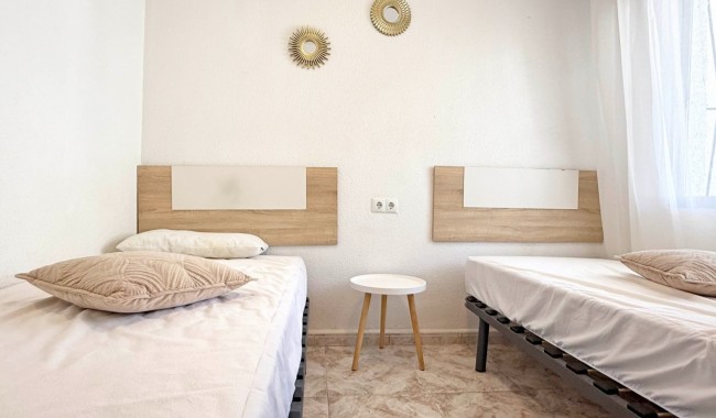 Resale - Apartment - Torrevieja - La Mata