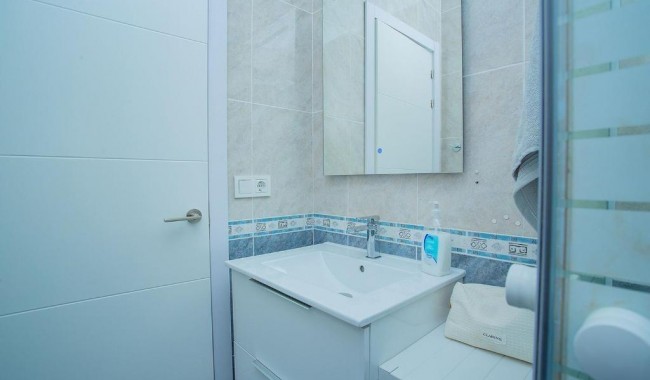Resale - Apartment - Torrevieja - Cabo cervera