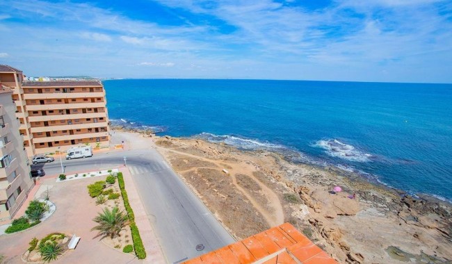 Resale - Apartment - Torrevieja - Cabo cervera