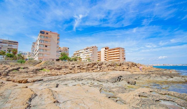 Resale - Apartment - Torrevieja - Cabo cervera