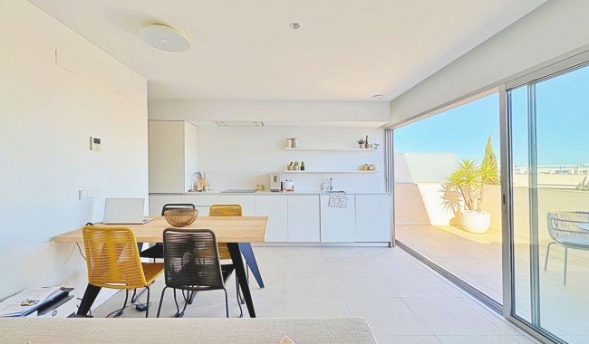 Resale - Apartment - Torrevieja - Los Balcones