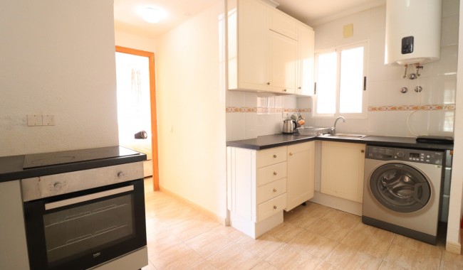 Resale - Apartment - Torrevieja - San Luis