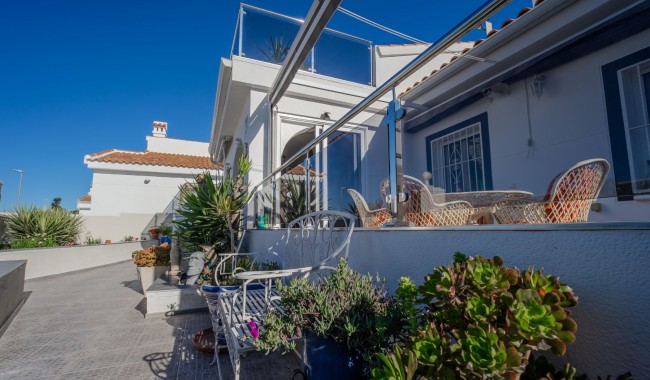 Segunda mano - Villa - Ciudad Quesada/Rojales - La  Marquesa Golf