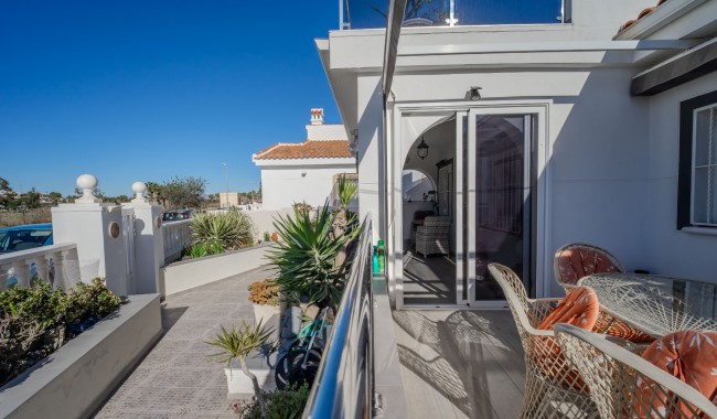 Segunda mano - Villa - Ciudad Quesada/Rojales - La  Marquesa Golf