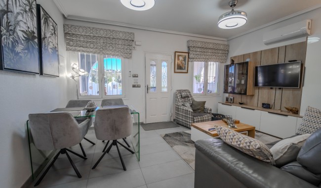 Segunda mano - Villa - Ciudad Quesada/Rojales - La  Marquesa Golf