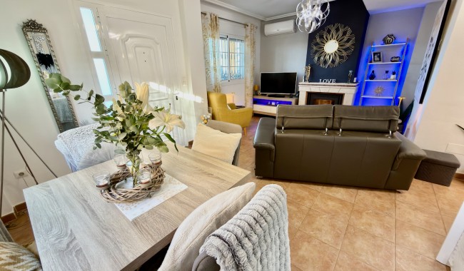 Begagnad - Villa - Guardamar - El Raso