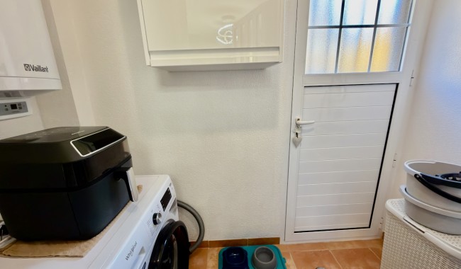 Sprzedaż - Willa - Guardamar - El Raso