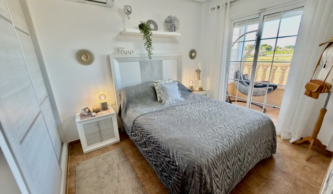 Sprzedaż - Willa - Guardamar - El Raso